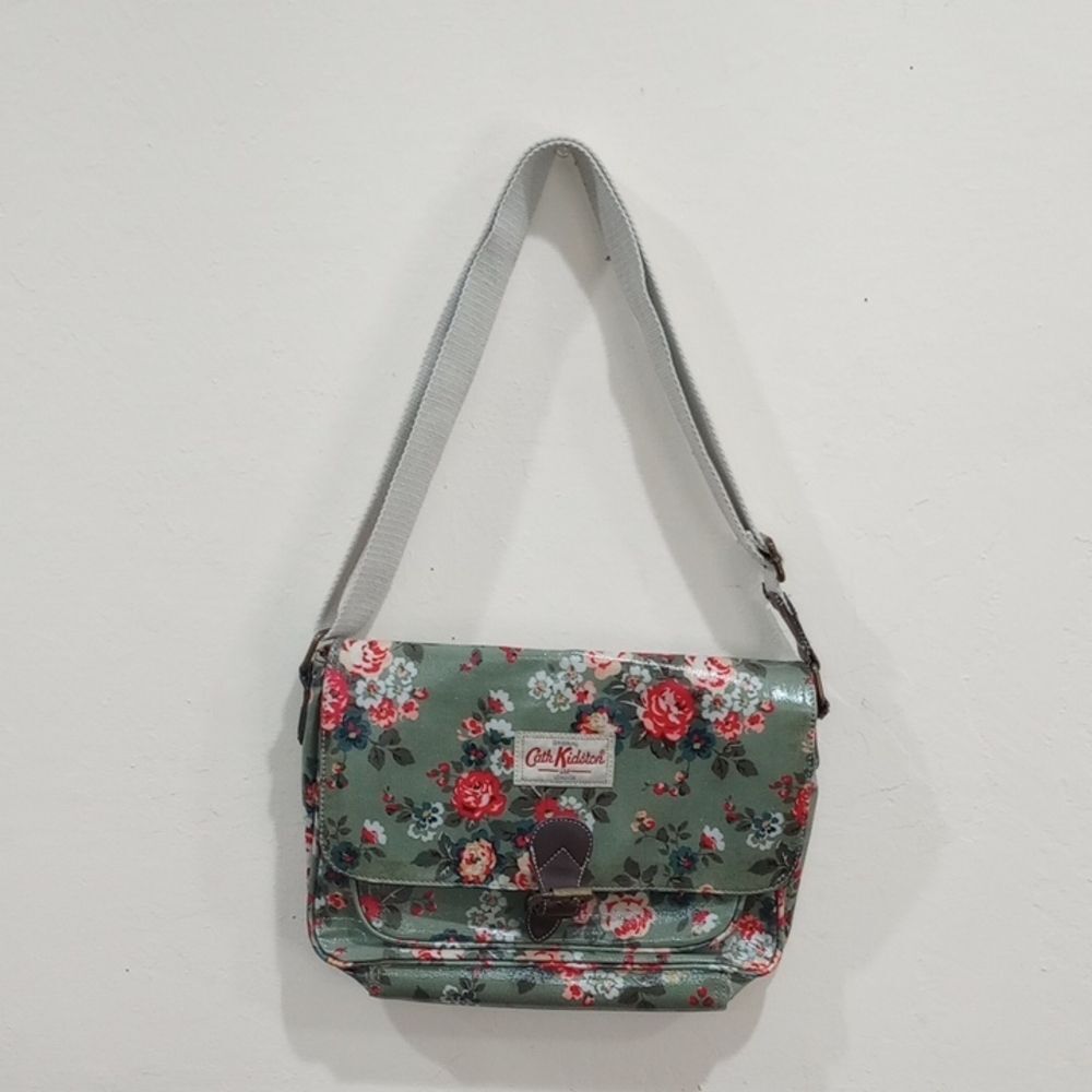 Cath Kidston Ltd. London Green Vintage Floral Print Crossbody Handbag Purse